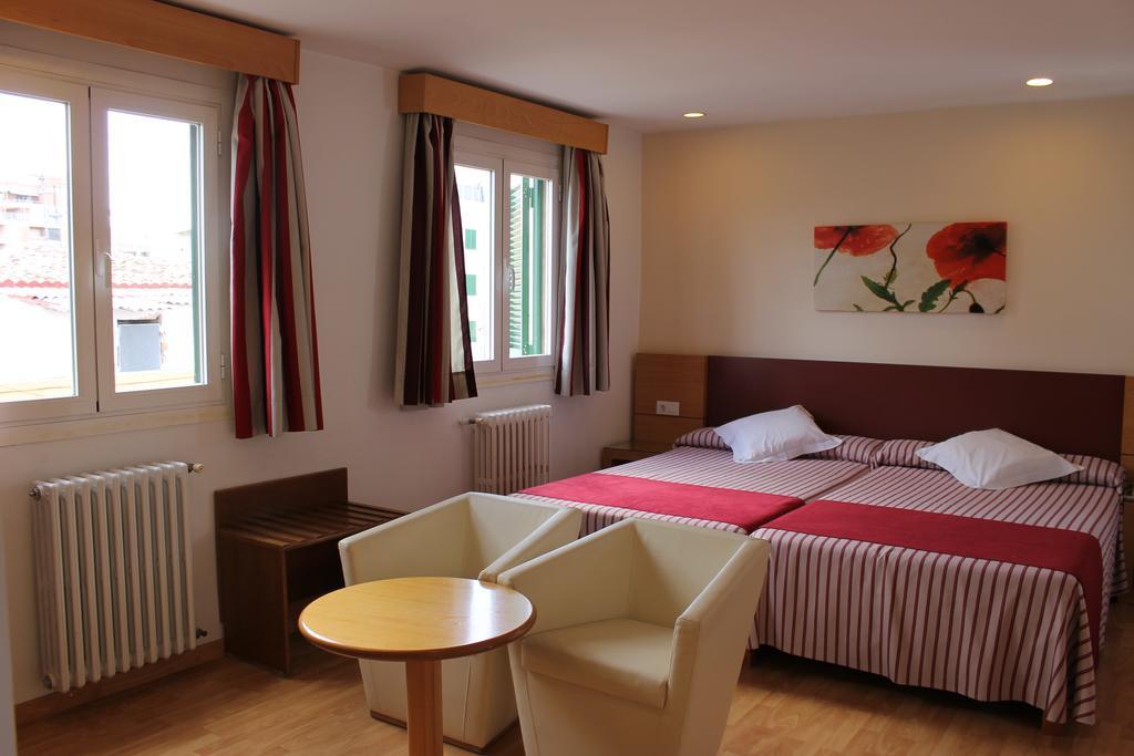 Hotel Amic Colon Palma de Mallorca Bagian luar foto